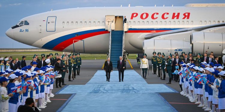 Путиннің Қазақстанға сапары: геосаяси тепе-теңдік пен экономикалық прагматизм