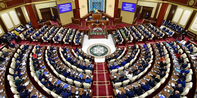 Экология мәселелері жөніндегі заң Президенттің қол қоюына жіберілді
