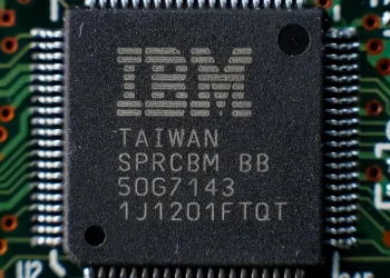 IBM әлемдегі алғашқы 0,7 нанометрлік чип технологиясын таныстырды