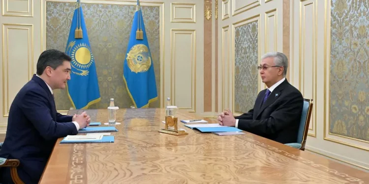 Президент Қасым-Жомарт Тоқаев Премьер-министр Олжас Бектеновтің есебін тыңдады.