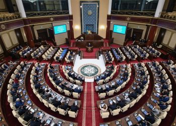 Құрылтайдың алғашқы сессиясында маңызды кадрлық шешімдер қабылданды