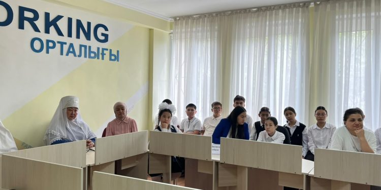 Шымкентте отбасы құндылықтары мен ұлттық тәрбие талқыланды