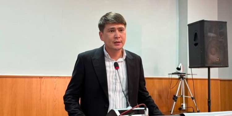 Күмәнді сілтемеден дропперлікке дейін: Шымкент студенттеріне киберқауіпсіздік ережелері түсіндірілді