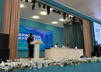 Шымкентте бірінші курс студенттеріне қаржылық қауіпсіздік мәселелері түсіндірілді
